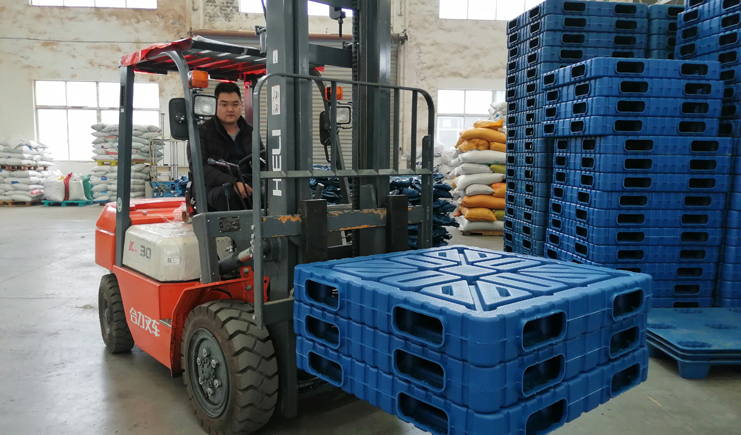 罕見！吹塑托盤廠家直銷還有這樣的福利？