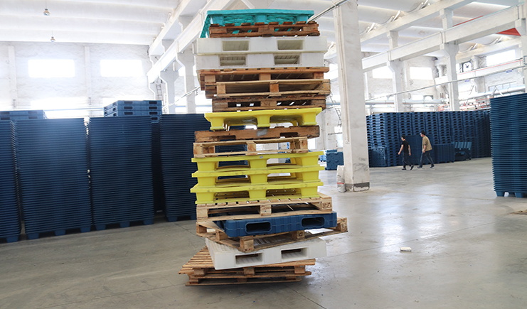 吹塑托盤廠家,帶您一篇文章讀懂各種托盤的優劣