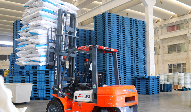 吹塑托盤統(tǒng)一尺寸標(biāo)準(zhǔn)的必要性,你知道嗎?