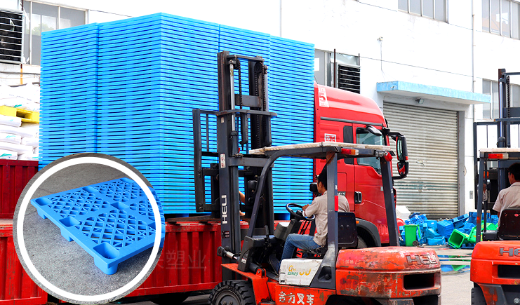 不同使用場景,九腳塑料托盤尺寸的選擇要點